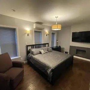  Apartment Halsey Manor: Luxurious 2-bedroom