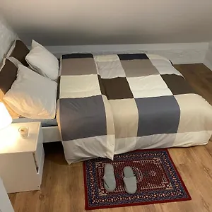 https://apt-fly-city-house.hotelsghent.com