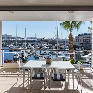 Atlantic Marina קייפטאון